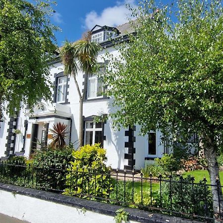 חלנדודנו Holcombe House Guest House מראה חיצוני תמונה