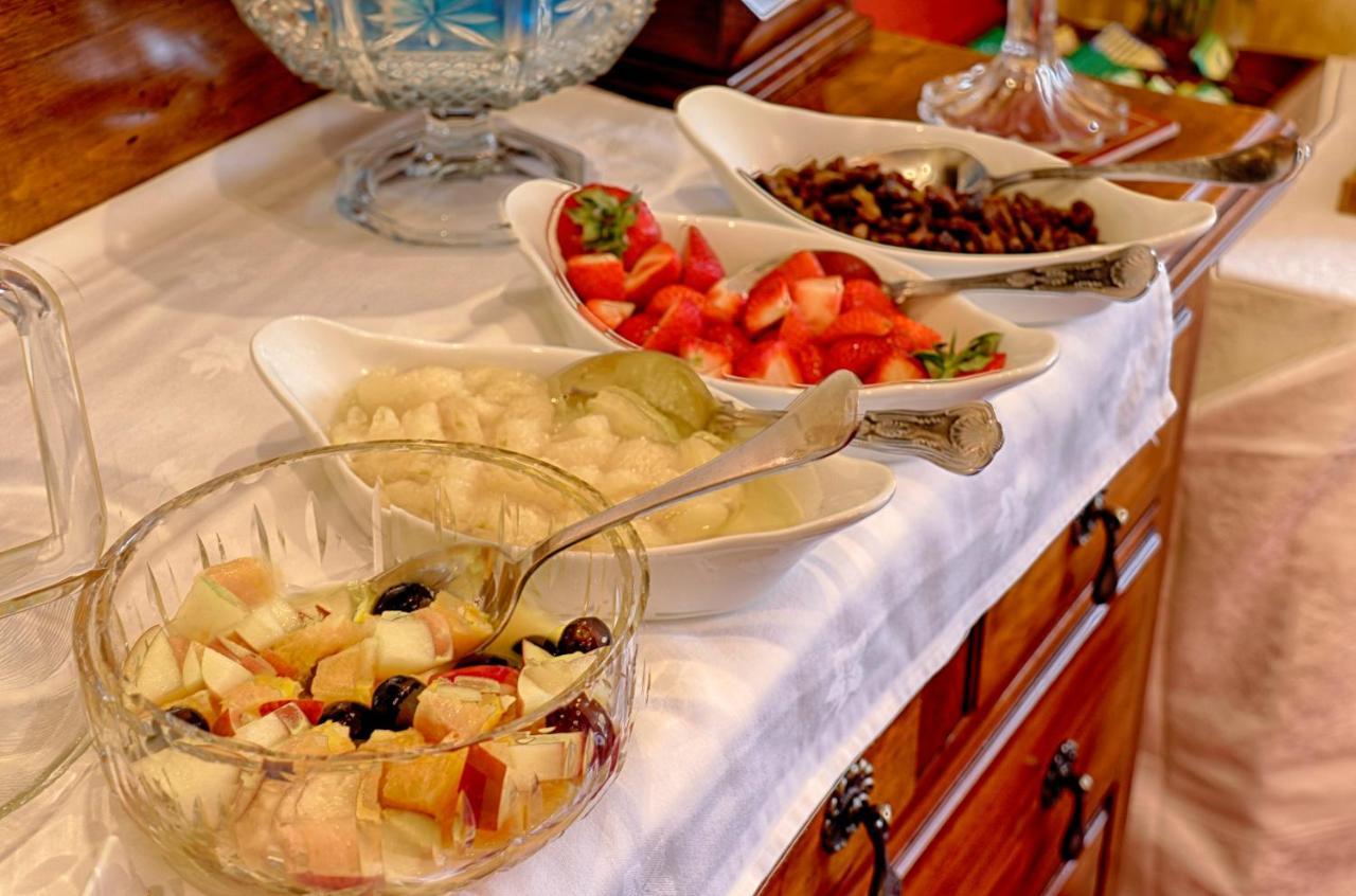 חלנדודנו Holcombe House Guest House מראה חיצוני תמונה