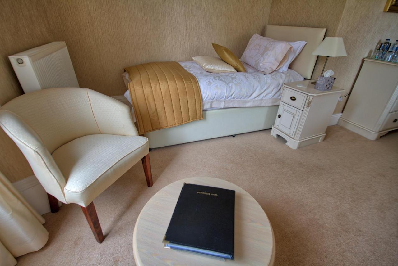חלנדודנו Holcombe House Guest House מראה חיצוני תמונה