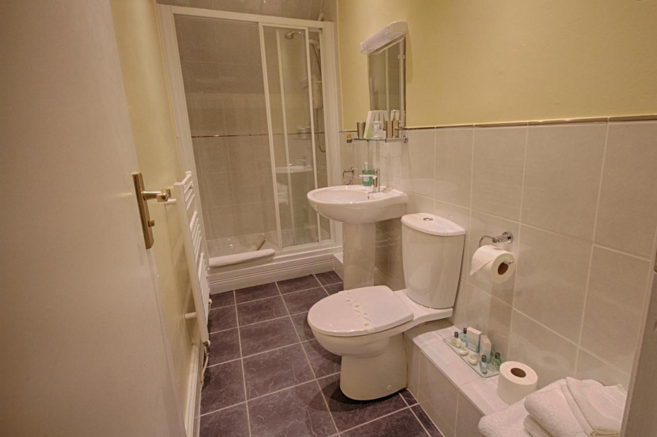 חלנדודנו Holcombe House Guest House מראה חיצוני תמונה
