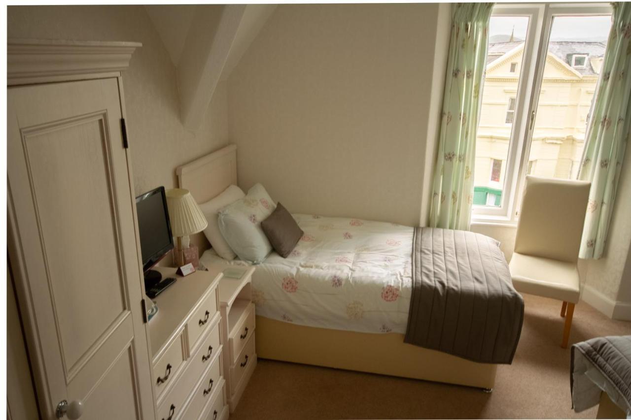 חלנדודנו Holcombe House Guest House מראה חיצוני תמונה